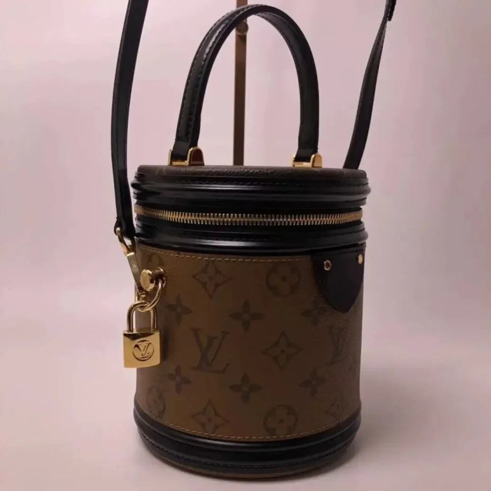 Louis Vuitton Women Pre-Loved Bag Very Good Condition